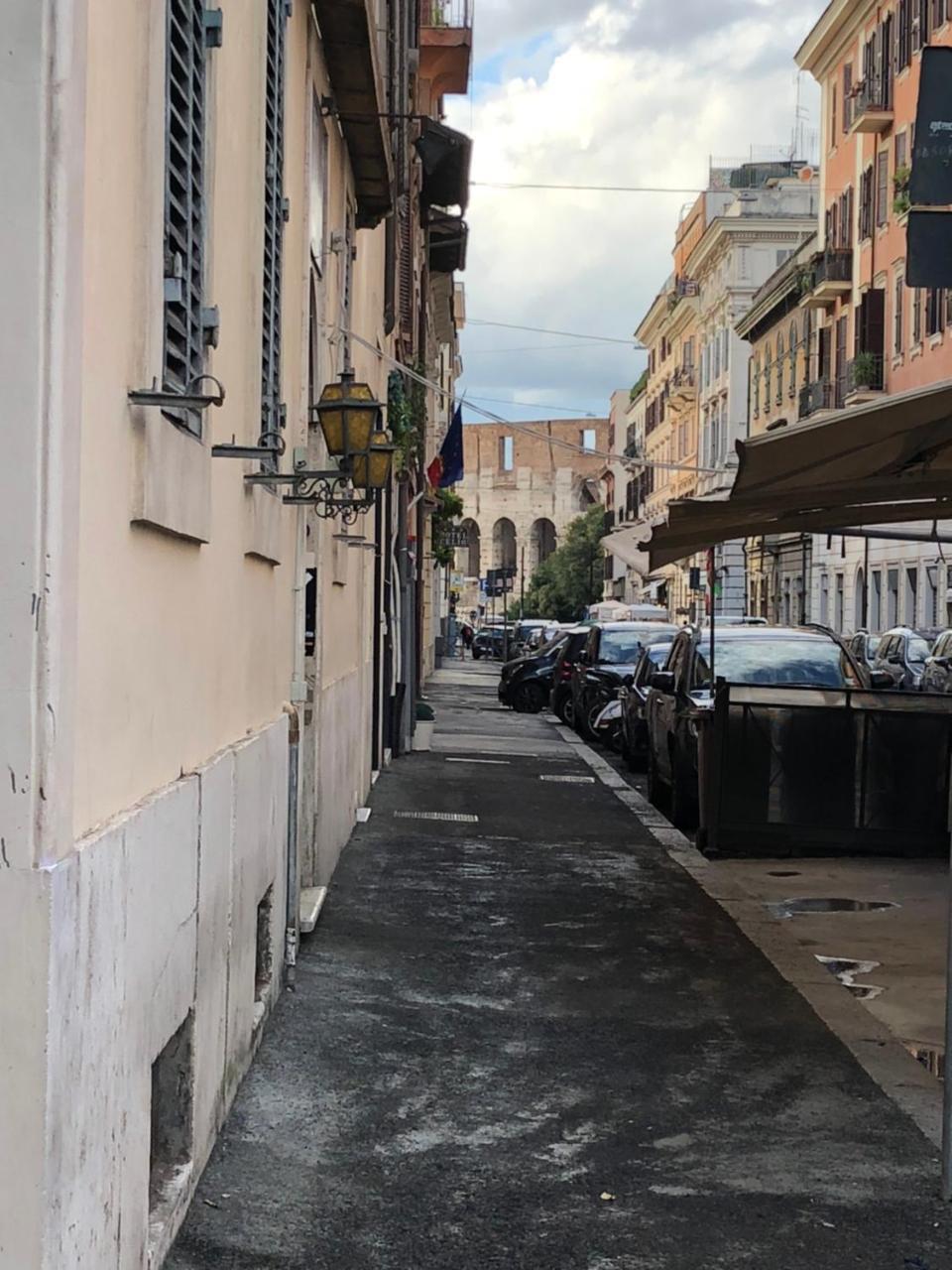 Residenza Giulia Al Colosseo Pensión 3*